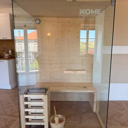 Lisa Apartament *